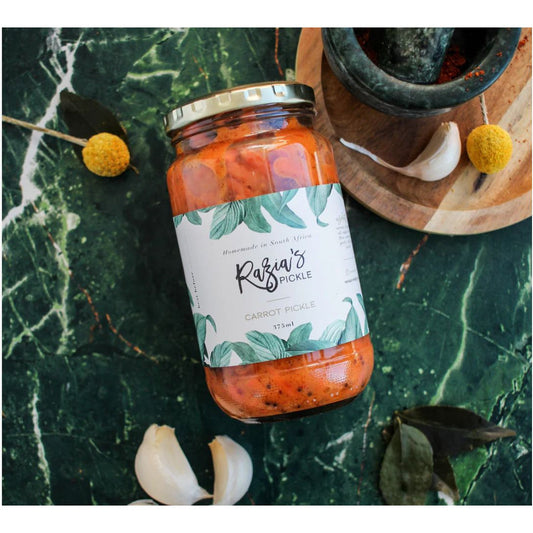 Razia’s pickle carrot pickle 375ml