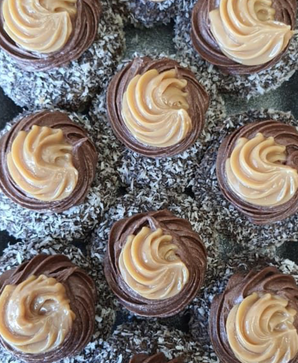 Caramel LAMINGTONS (YSTERVARKIES)