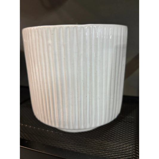 Small Ceramic pot 15cm
