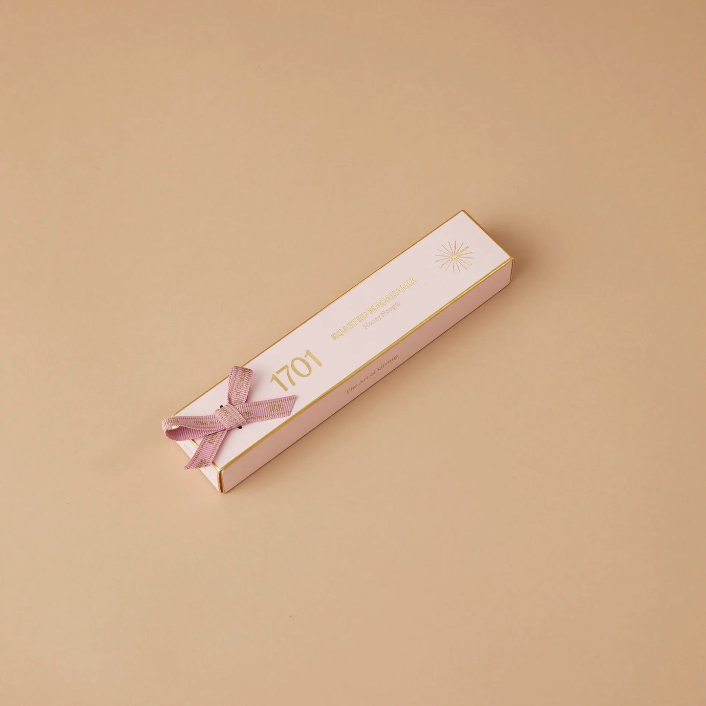 1701 Macadamia honey nougat bar 100 g