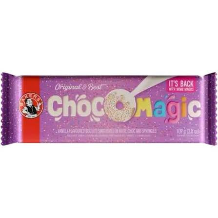 Bakers choc0magic vanilla flavour biscuits in white chocolate